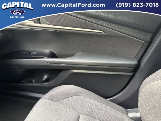 Used 2025 Toyota Camry LE FWD image 28