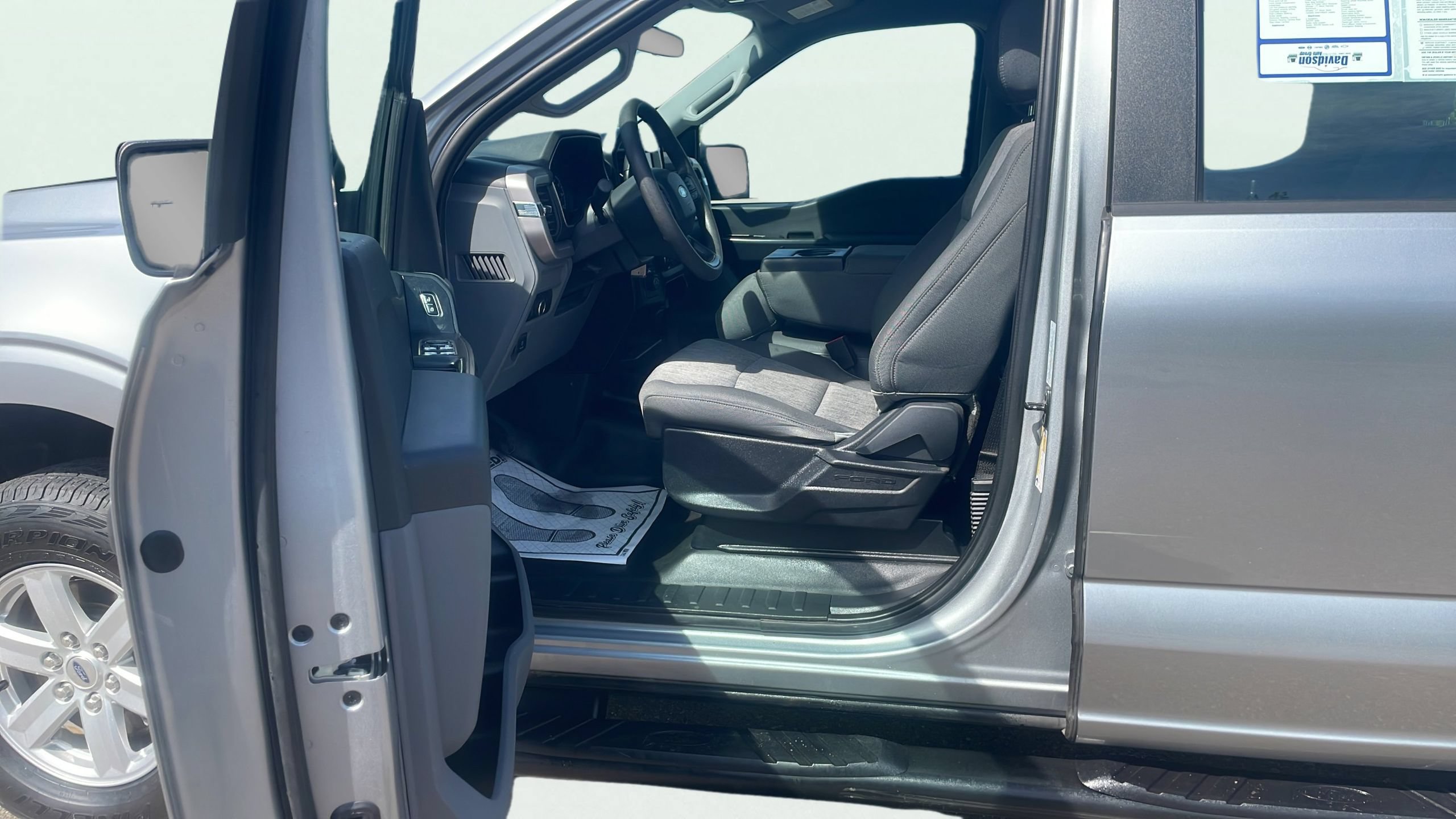 Certified 2023 Ford F150 XL w/ XL Chrome Appearance Package AWD/4WD image 10