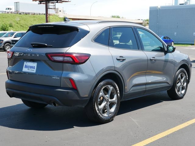 Certified 2025 Ford Escape ST-Line AWD/4WD image 4
