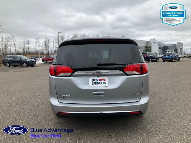 Used 2020 Chrysler Pacifica Limited FWD image 26