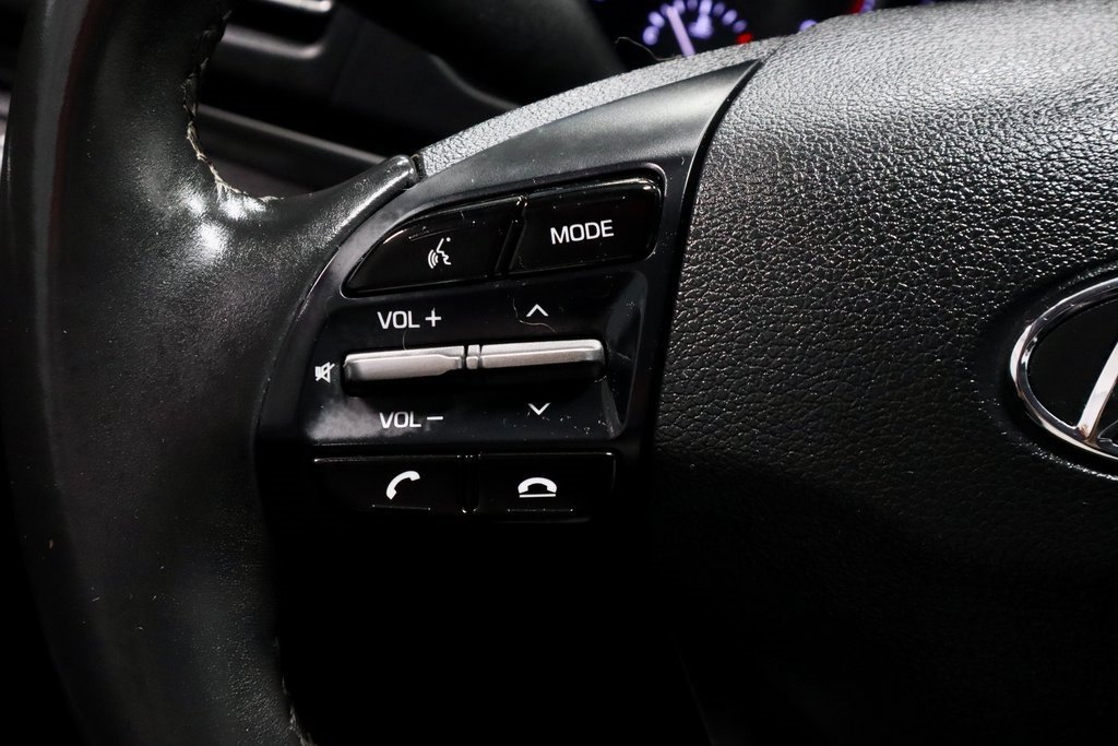 Used 2020 Hyundai Elantra Limited w/ Cargo Package (C1) image 26