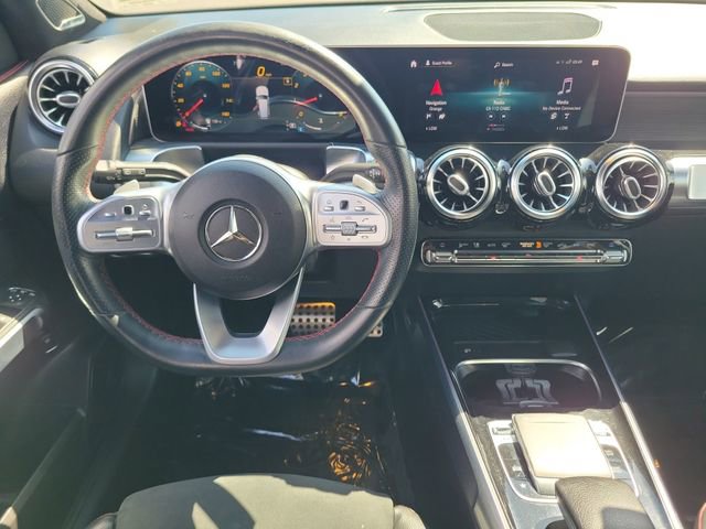 Used 2020 Mercedes-Benz GLB 250 4MATIC image 4