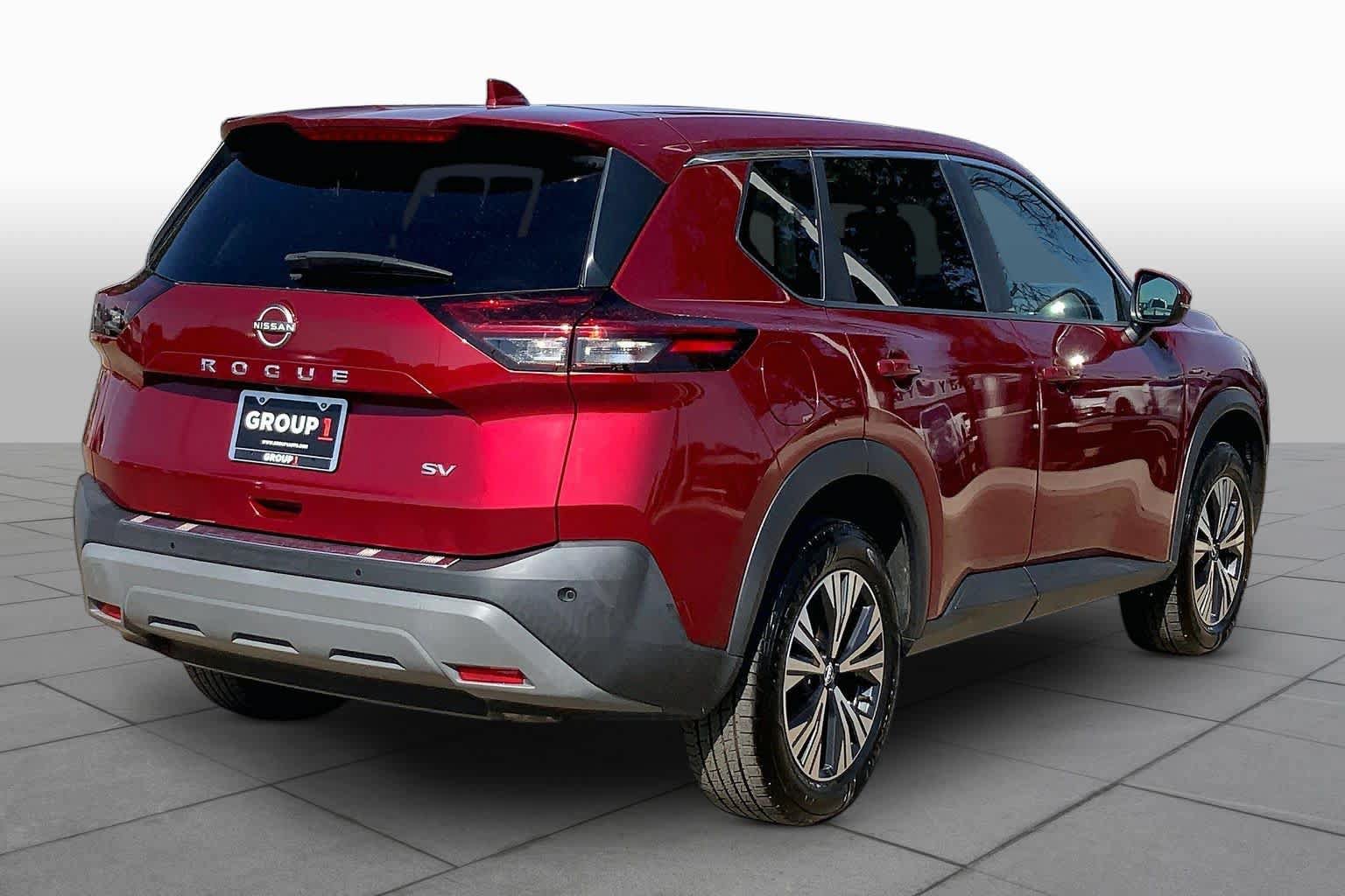 Used 2022 Nissan Rogue SV FWD image 13