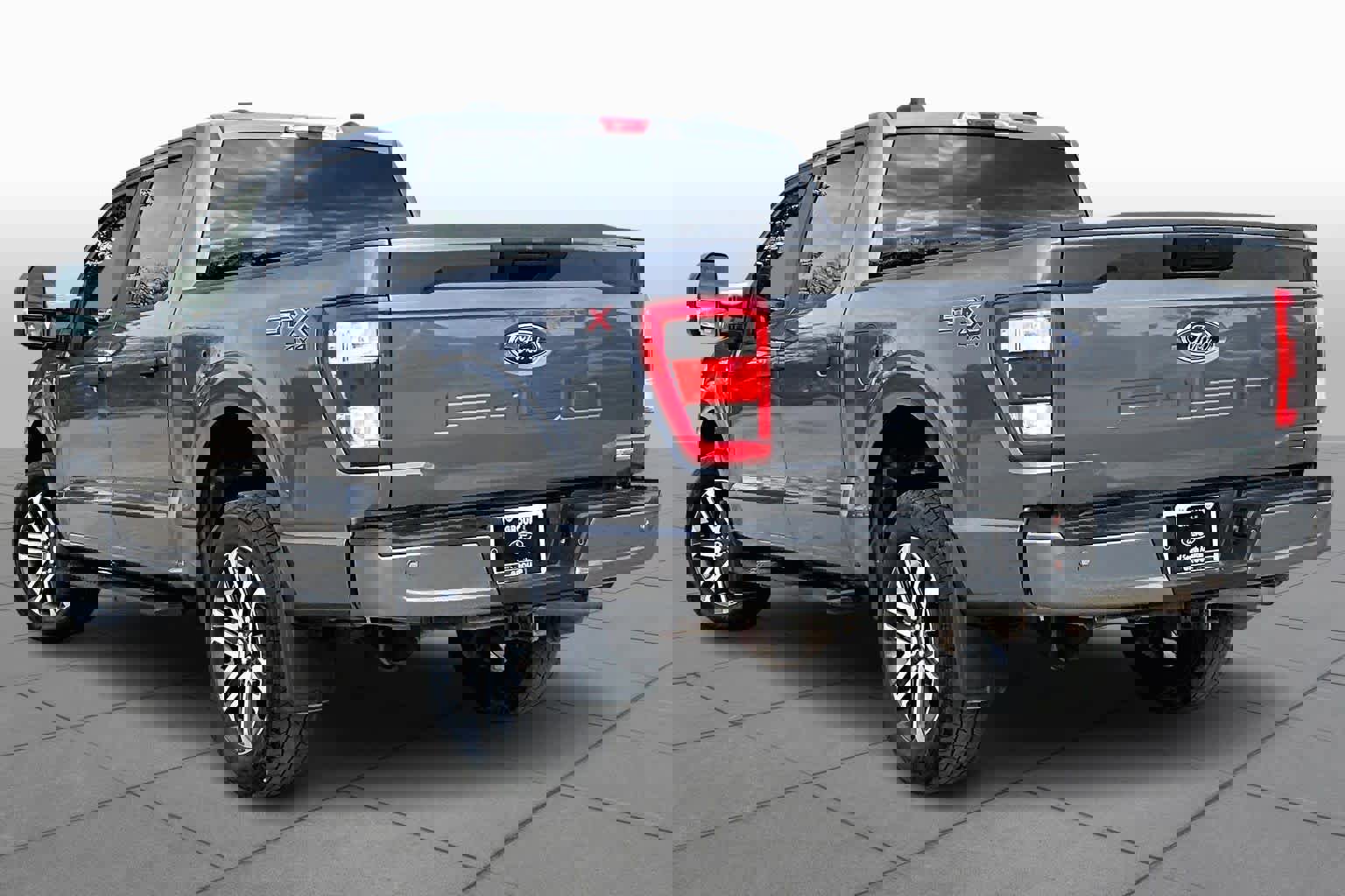 Certified 2022 Ford F150 XL w/ STX Appearance Package image 4