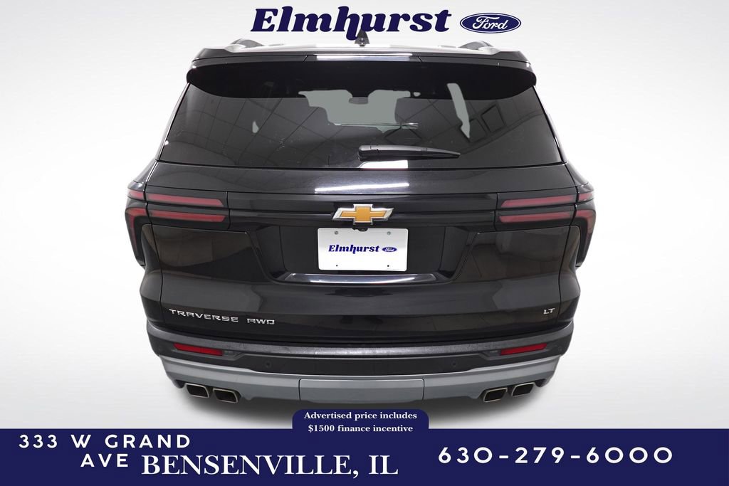 Used 2024 Chevrolet Traverse LT image 4