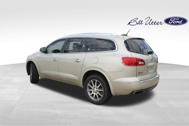 Used 2017 Buick Enclave Leather FWD image 5