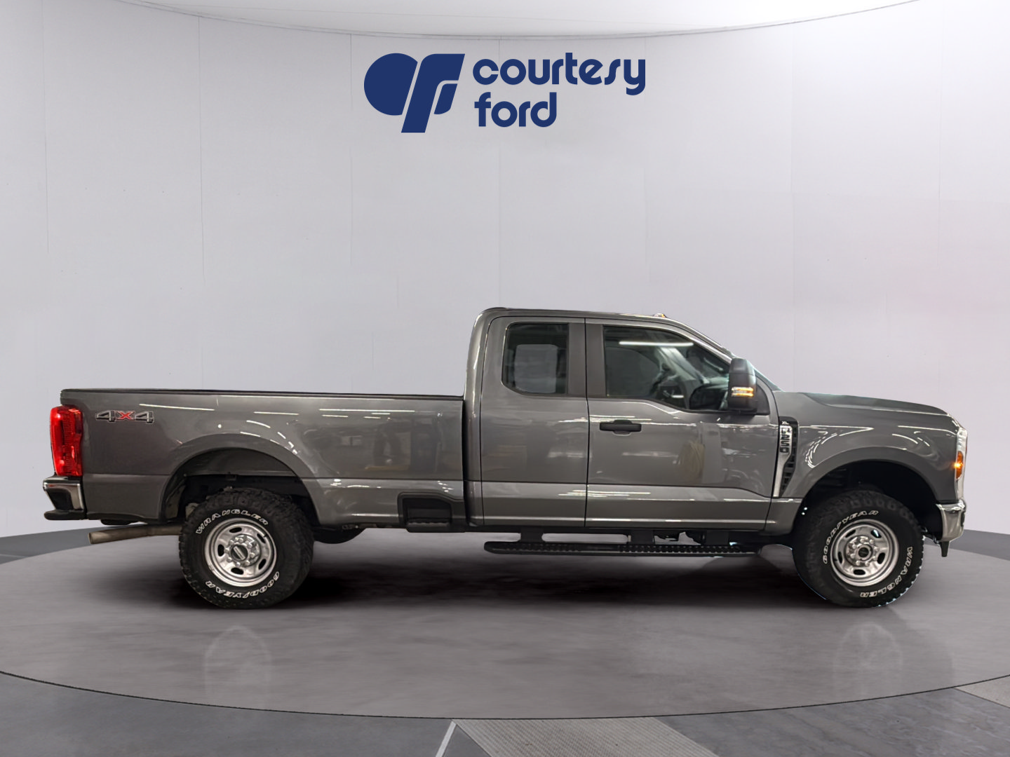 Certified 2024 Ford F250 XL w/ XL Off-Road Package AWD/4WD image 8