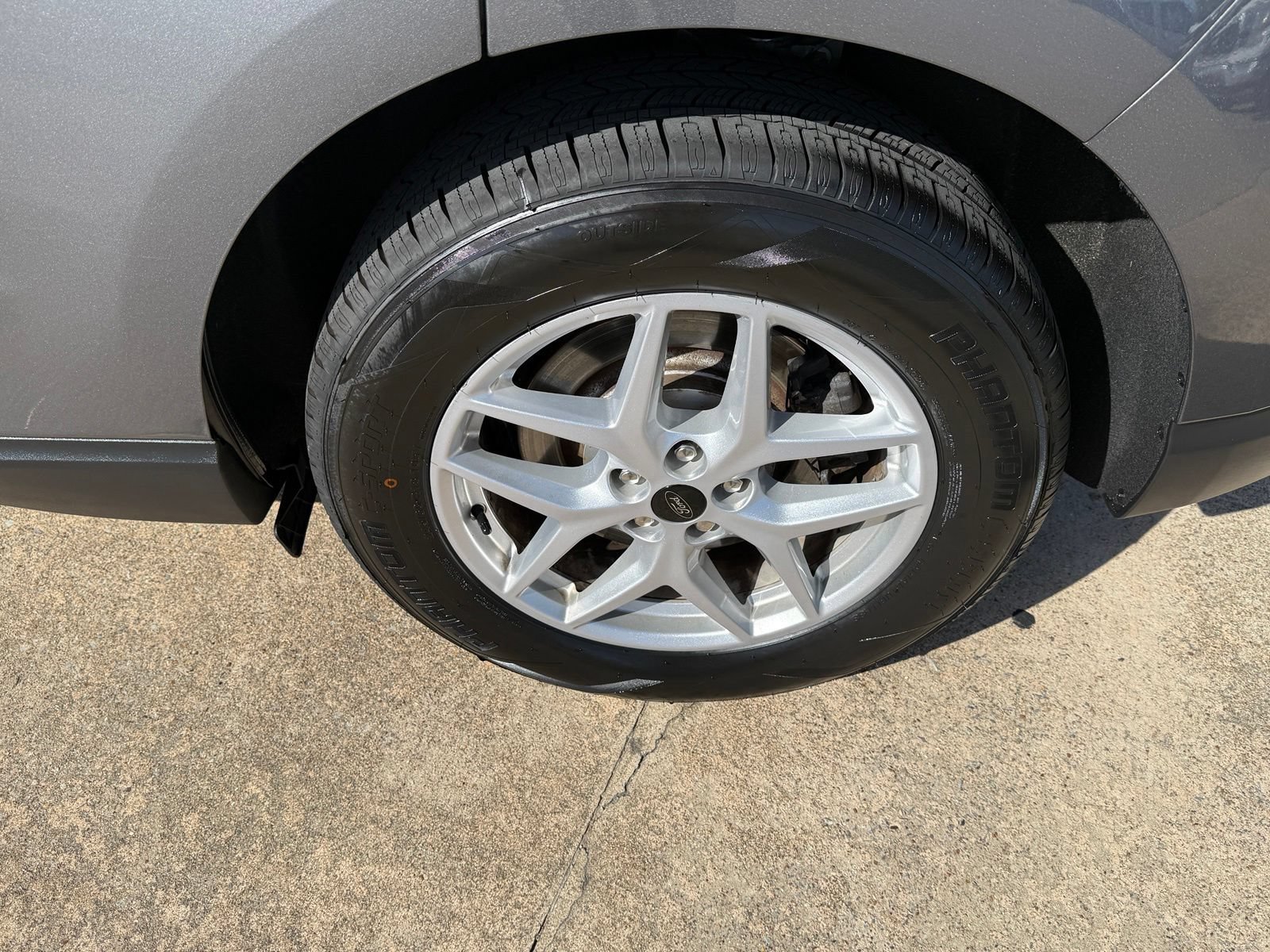 Certified 2024 Ford Edge SEL AWD/4WD image 9
