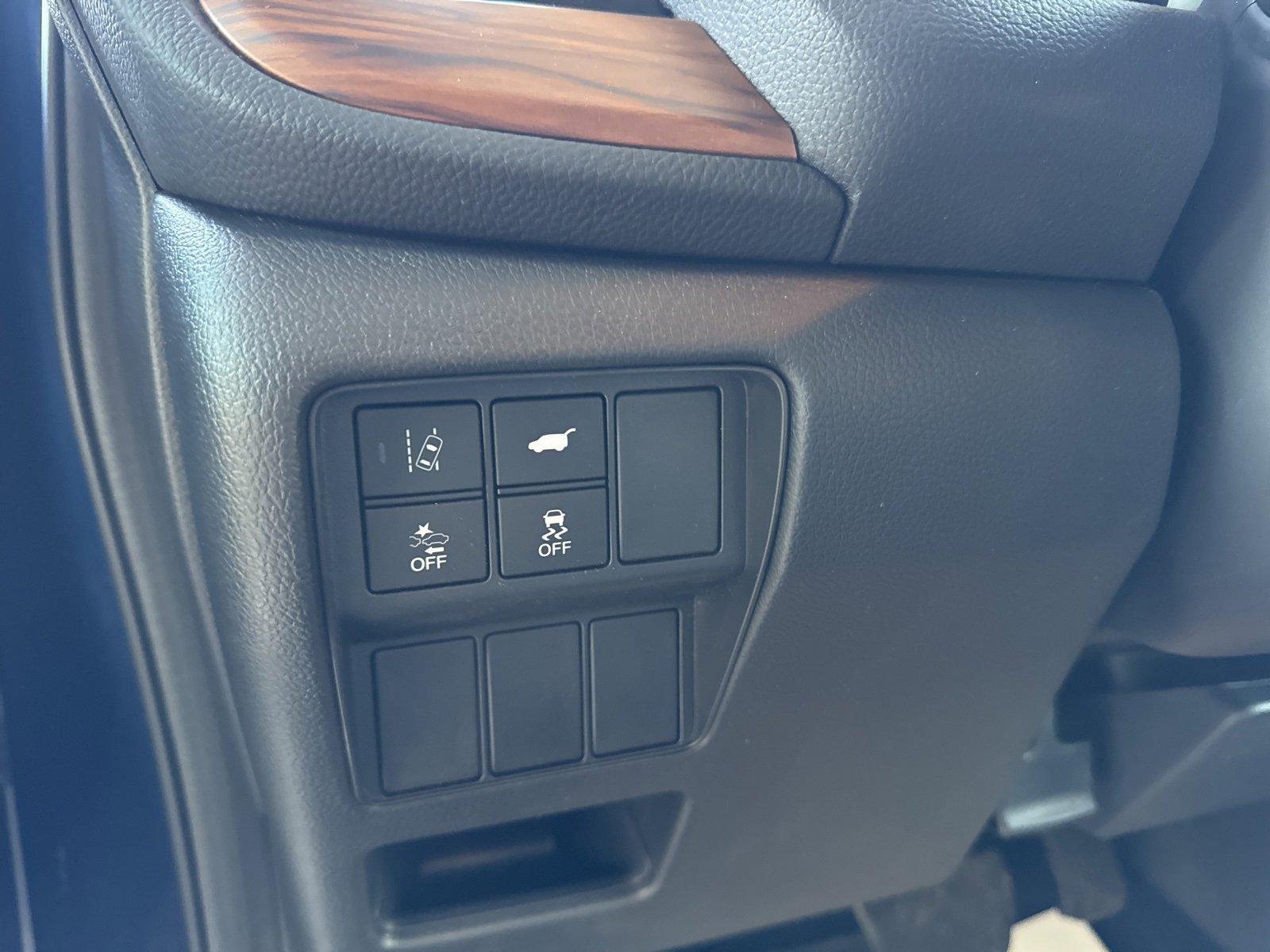 Used 2018 Honda CR-V Touring image 24