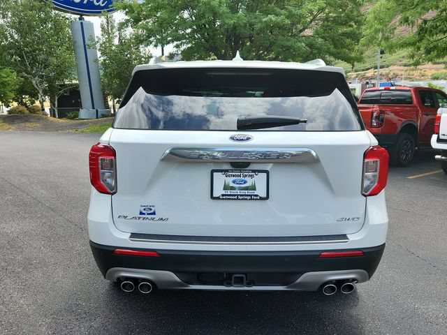 Certified 2024 Ford Explorer Platinum w/ Technology Package AWD/4WD image 4