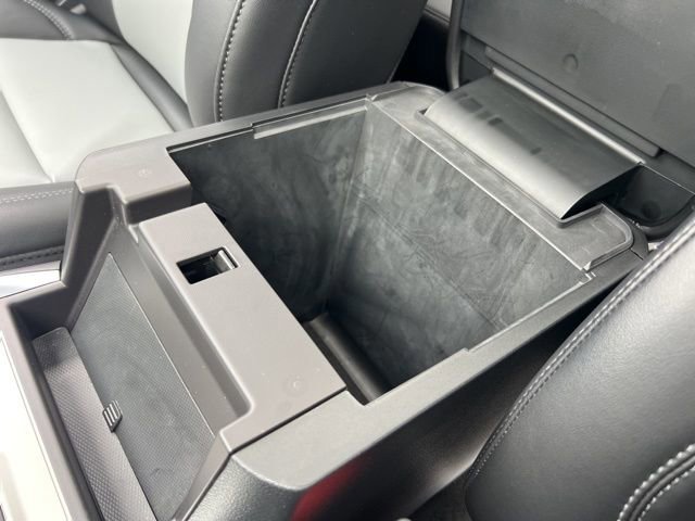 Certified 2024 Ford Explorer XLT w/ Equipment Group 202A image 18