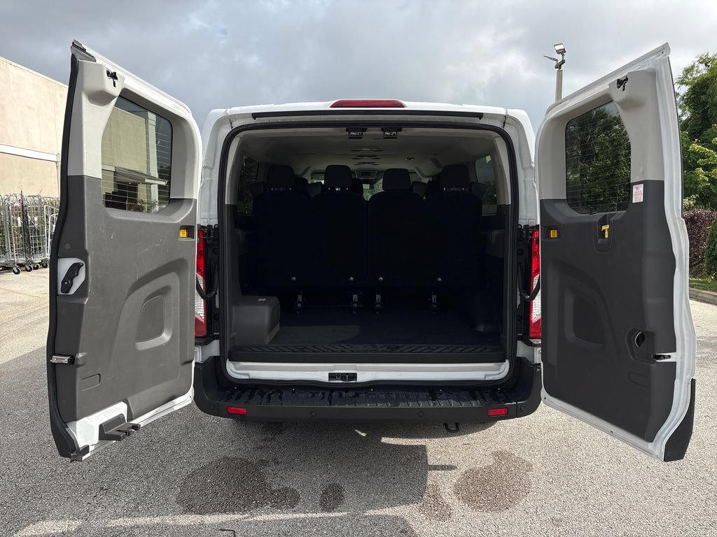 Certified 2024 Ford Transit 350 XLT RWD image 10