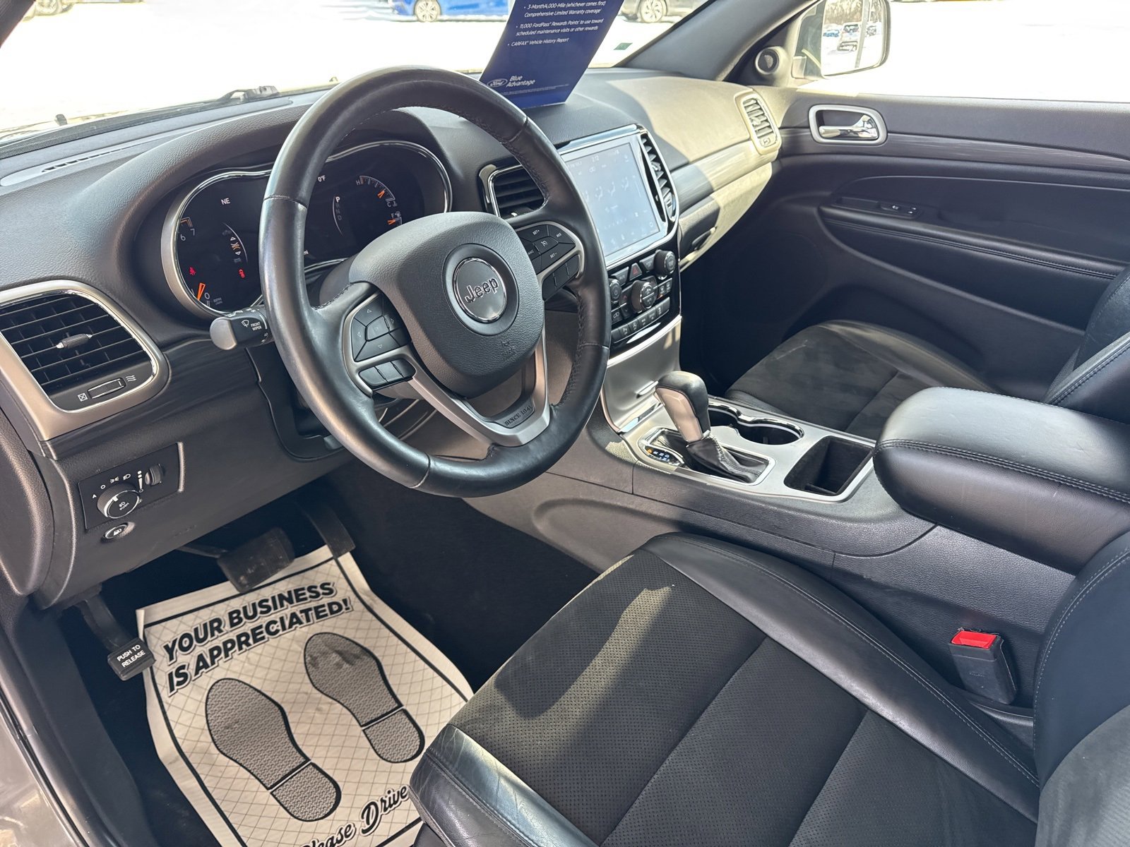 Used 2020 Jeep Grand Cherokee Altitude image 20