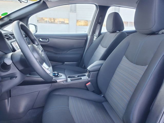 Used 2025 Nissan Leaf S image 5