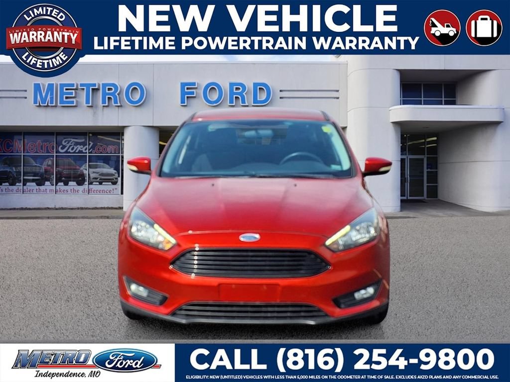 Certified 2018 Ford Focus SE w/ SE Appearance Package FWD image 8