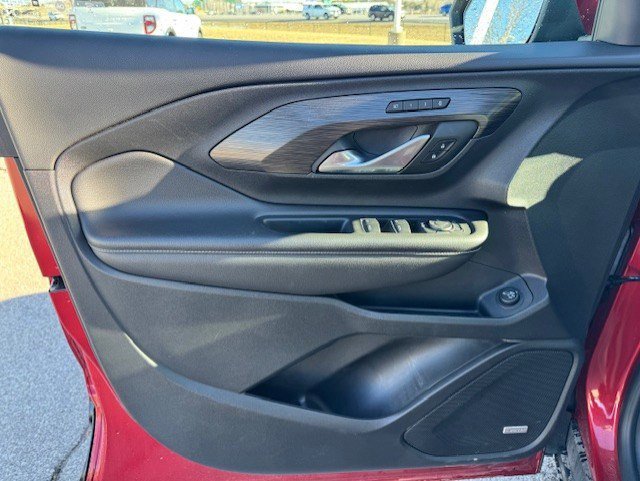 Used 2022 GMC Terrain SLT w/ Infotainment Package II image 10