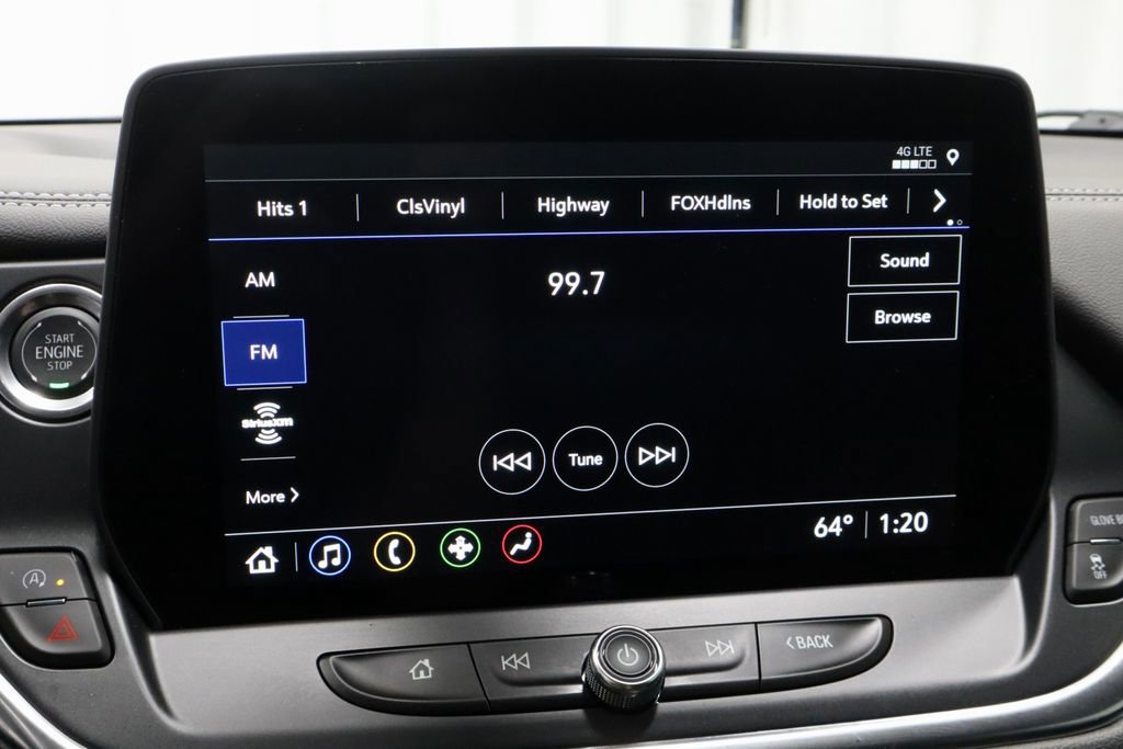 Used 2025 Chevrolet Blazer LT FWD image 3