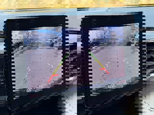 Certified 2022 Ford Explorer XLT w/ Equipment Group 202A image 29