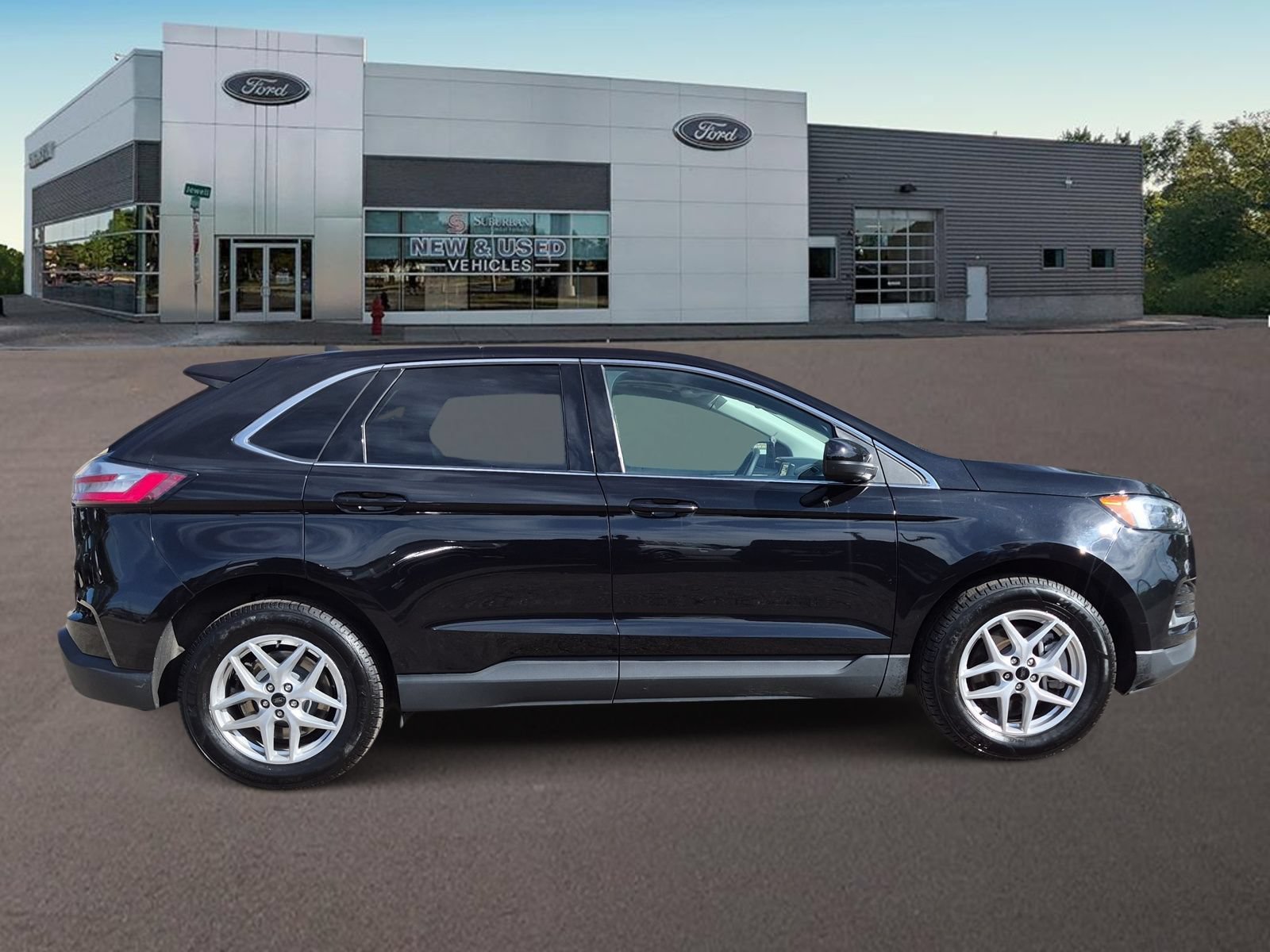 Certified 2023 Ford Edge SEL w/ Convenience Package AWD/4WD image 10