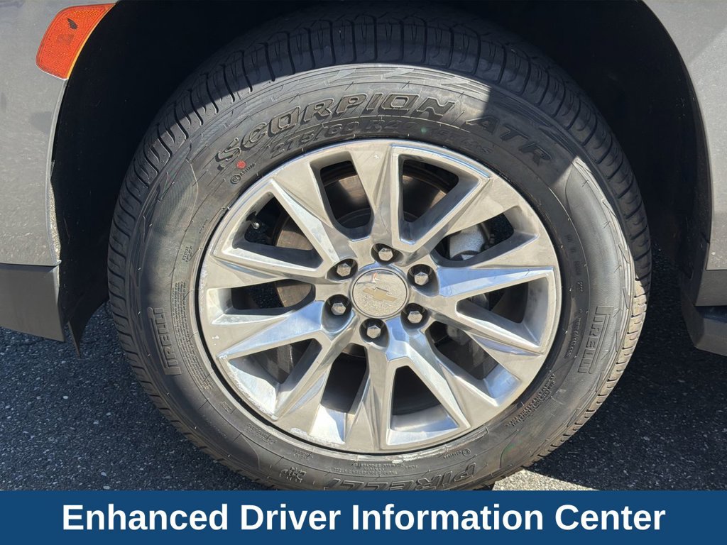 Used 2022 Chevrolet Suburban Premier RWD image 10