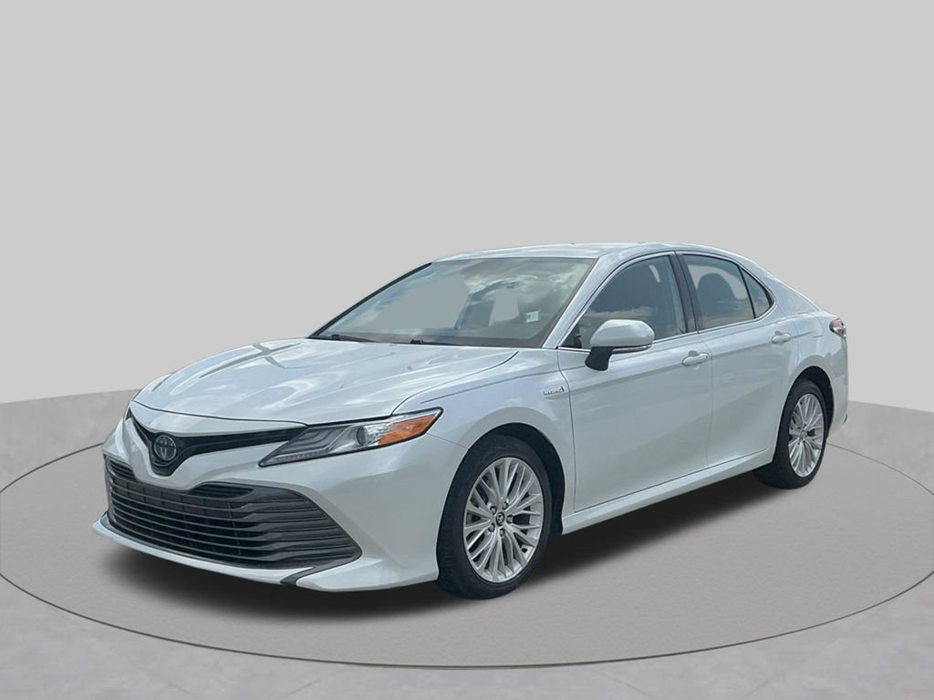 Used 2020 Toyota Camry XLE