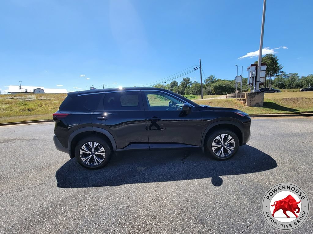 Used 2023 Nissan Rogue SV FWD image 8