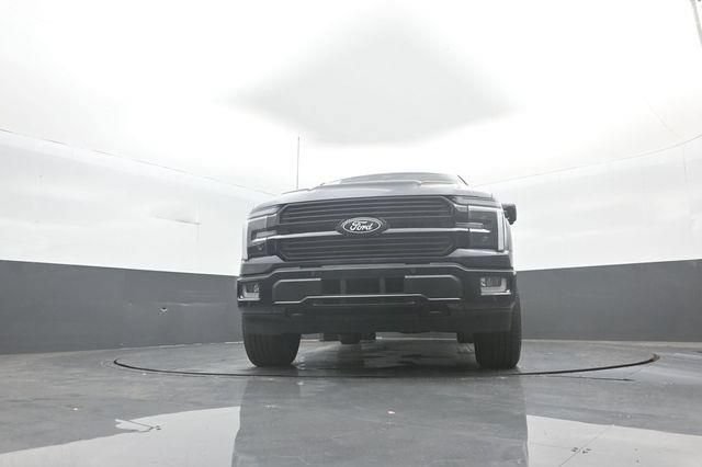 Certified 2025 Ford F150 Platinum w/ Equipment Group 702A High AWD/4WD image 39