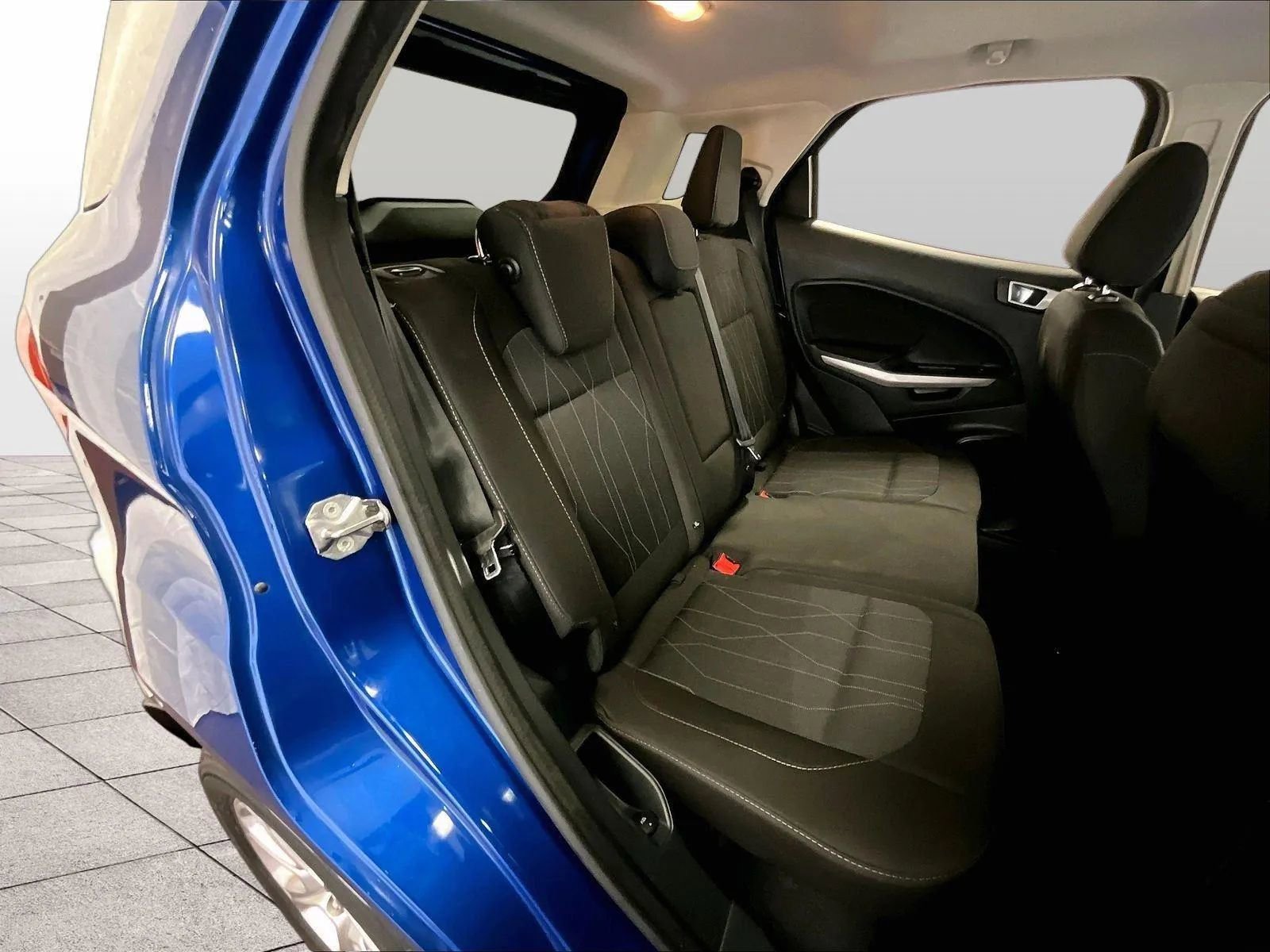 Certified 2019 Ford EcoSport SE image 26