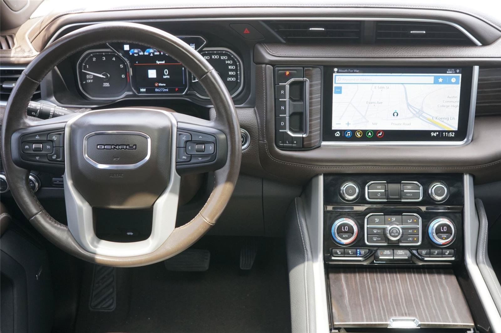 Used 2021 GMC Yukon Denali w/ Denali Ultimate Package AWD/4WD image 25