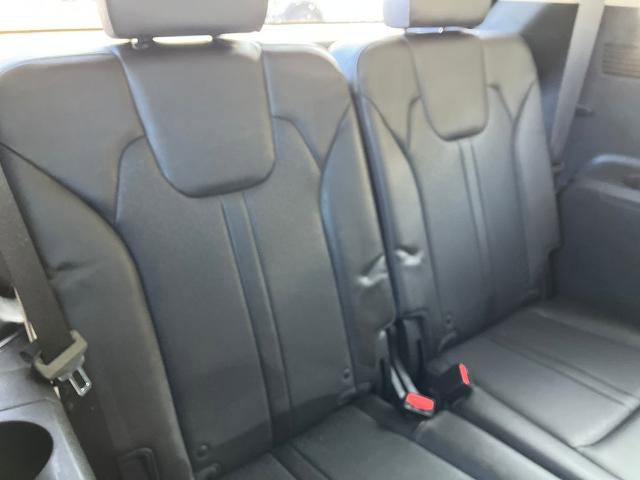 Used 2022 Kia Sorento S w/ Panoramic Sunroof Package AWD/4WD image 17