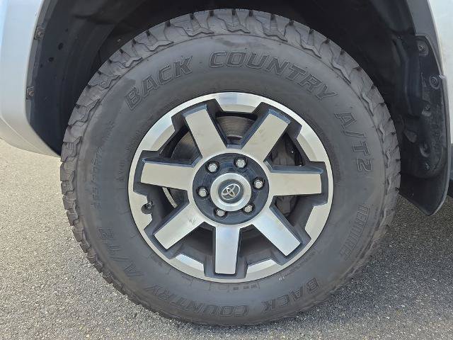 Used 2021 Toyota 4Runner TRD Off-Road AWD/4WD image 31