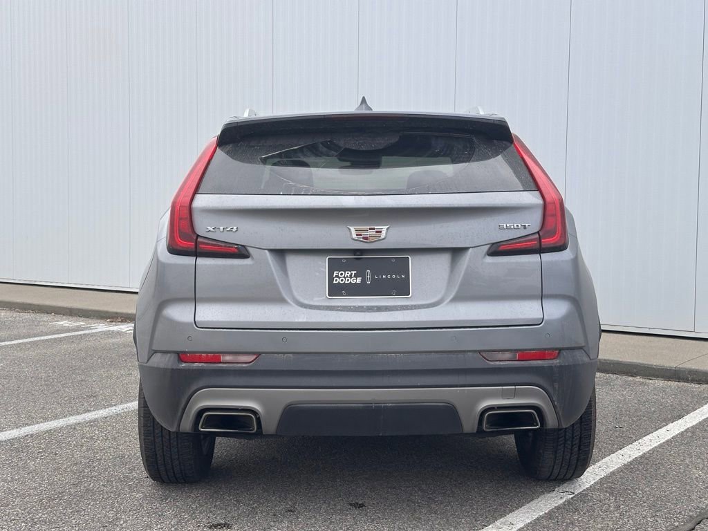 Used 2023 Cadillac XT4 Premium Luxury image 2