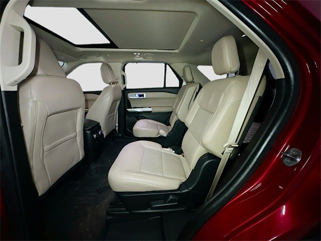 Certified 2021 Ford Explorer Limited w/ Hybrid Equipment Group 310A image 33