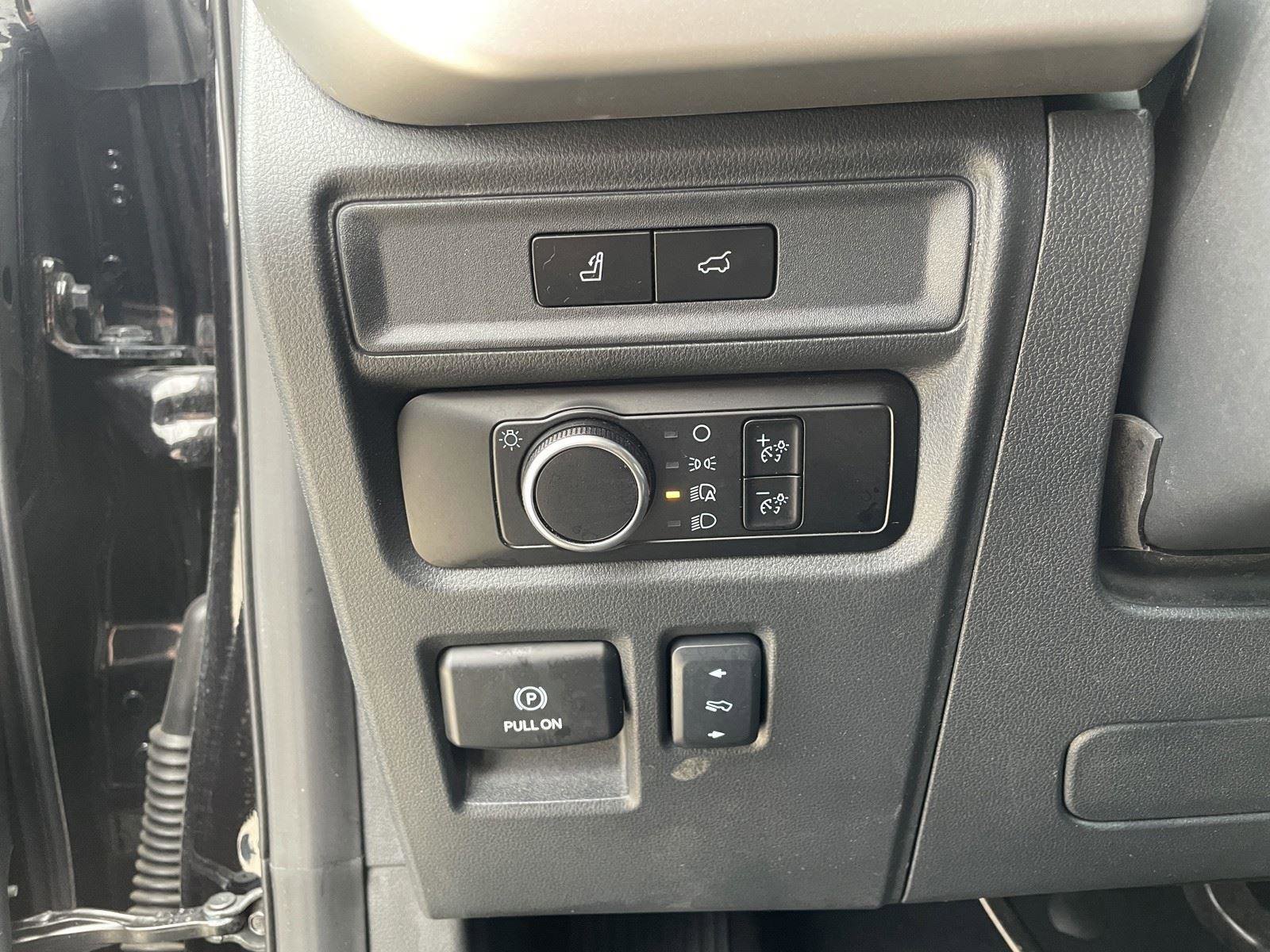 Certified 2024 Ford Expedition XLT AWD/4WD image 13