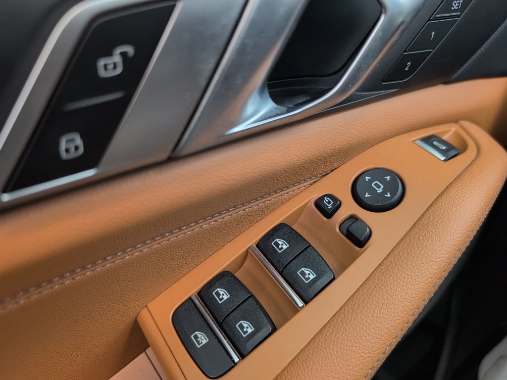 Used 2022 BMW X5 xDrive45e image 26