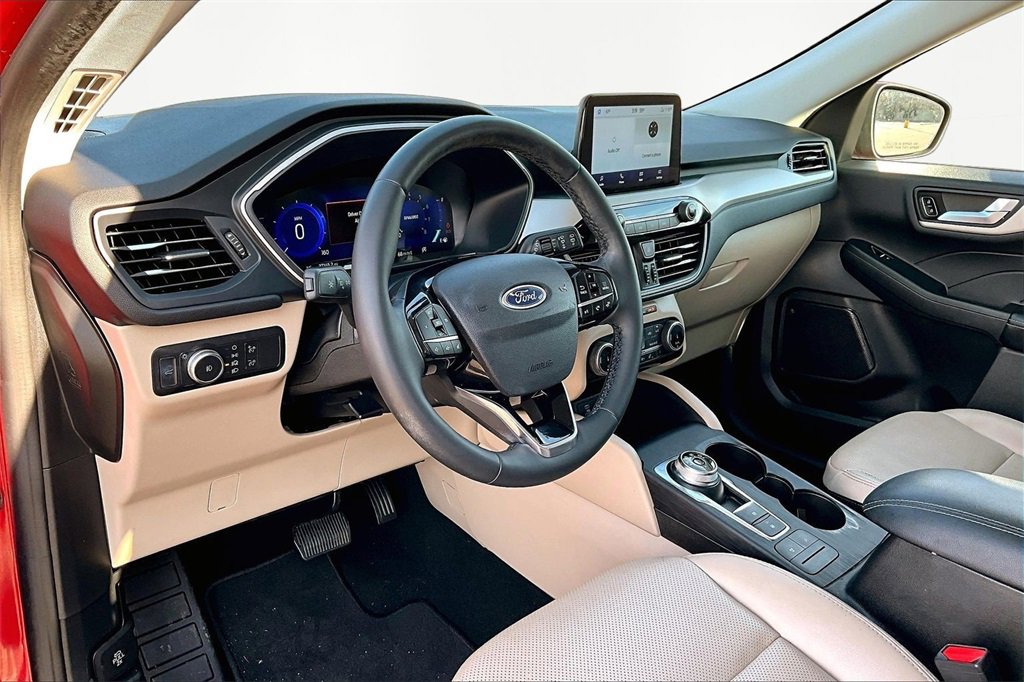 Certified 2022 Ford Escape SEL w/ Technology Package image 14