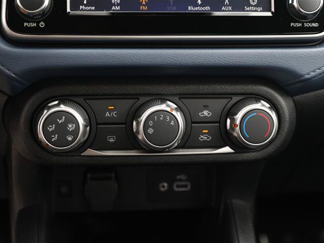 Used 2025 Nissan Versa SV w/ Trunk Package FWD image 37