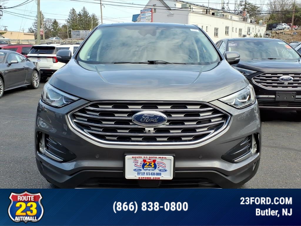 Certified 2022 Ford Edge Titanium w/ Equipment Group 301A AWD/4WD image 8