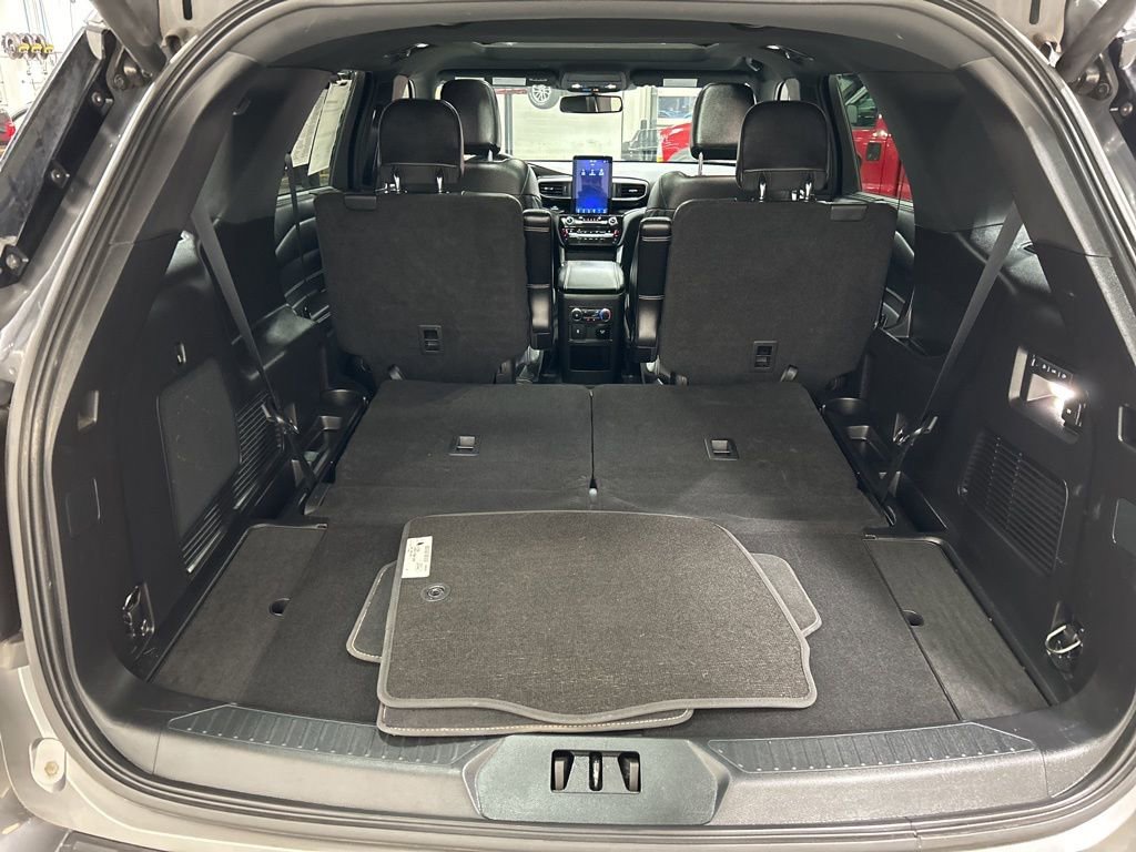 Certified 2021 Ford Explorer ST w/ Equipment Group 401A image 36