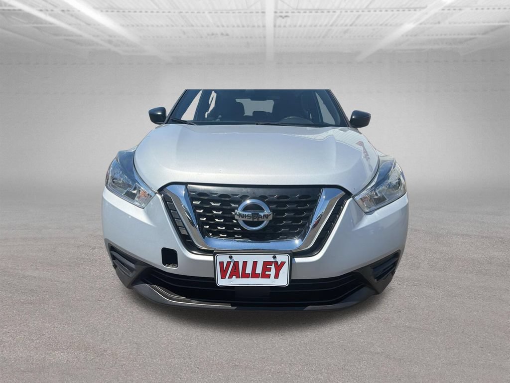 Used 2020 Nissan Kicks S FWD image 13