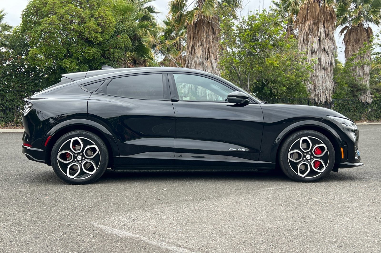 Certified 2021 Ford Mustang Mach-E GT image 6