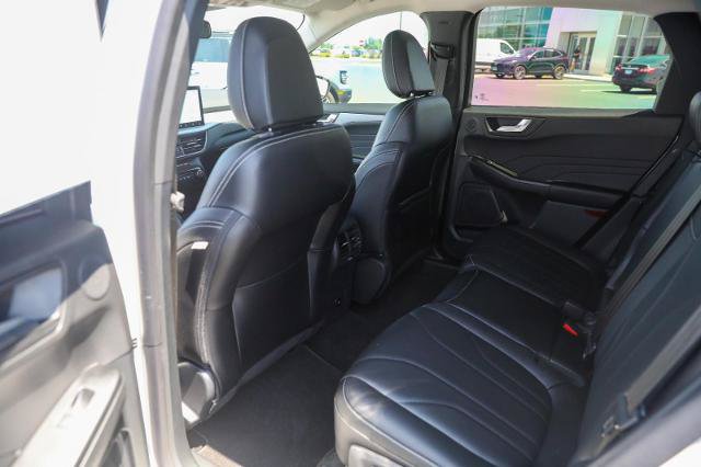 Certified 2025 Ford Escape SE w/ PHEV Premium Package FWD image 25