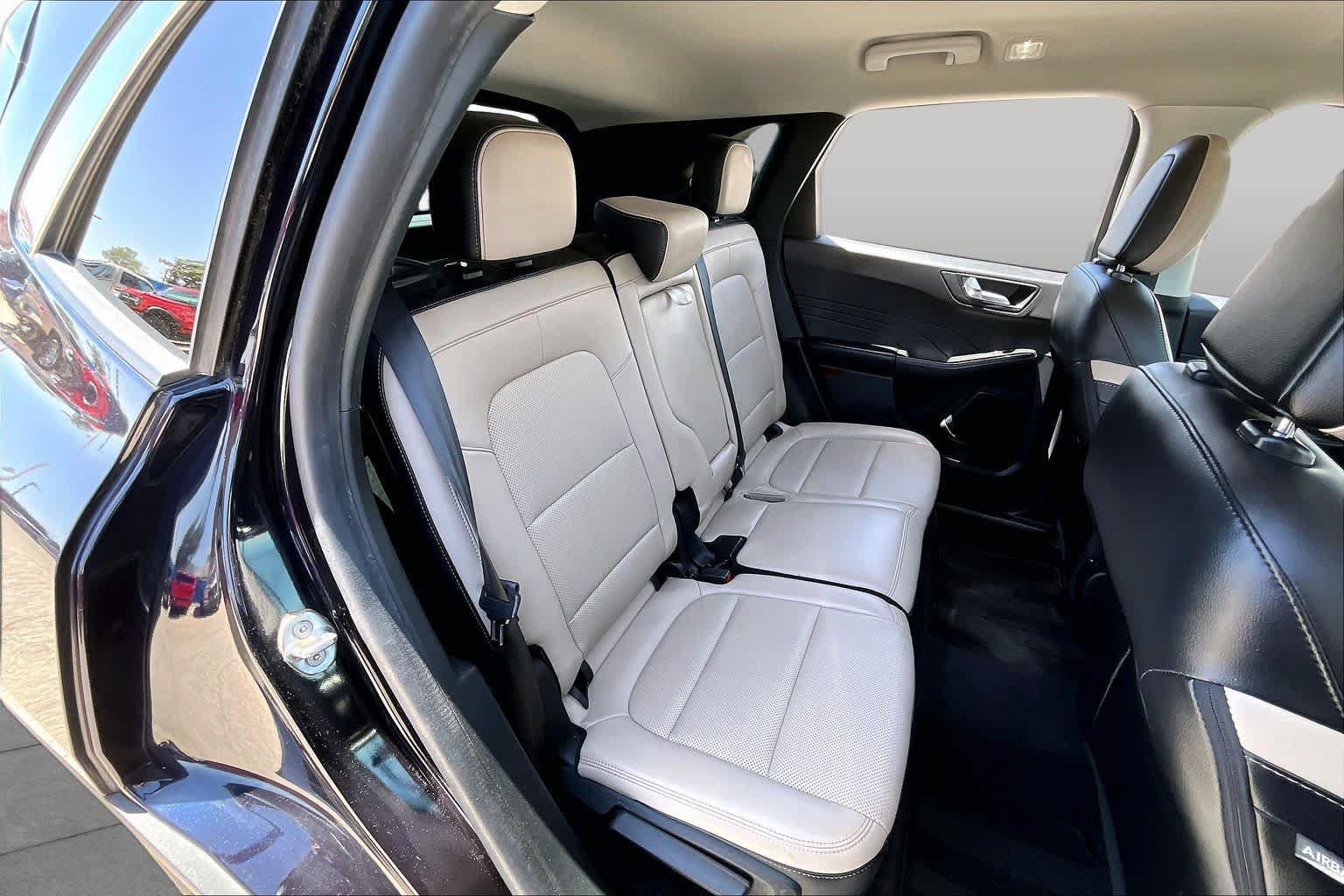 Certified 2021 Ford Escape SEL FWD image 18