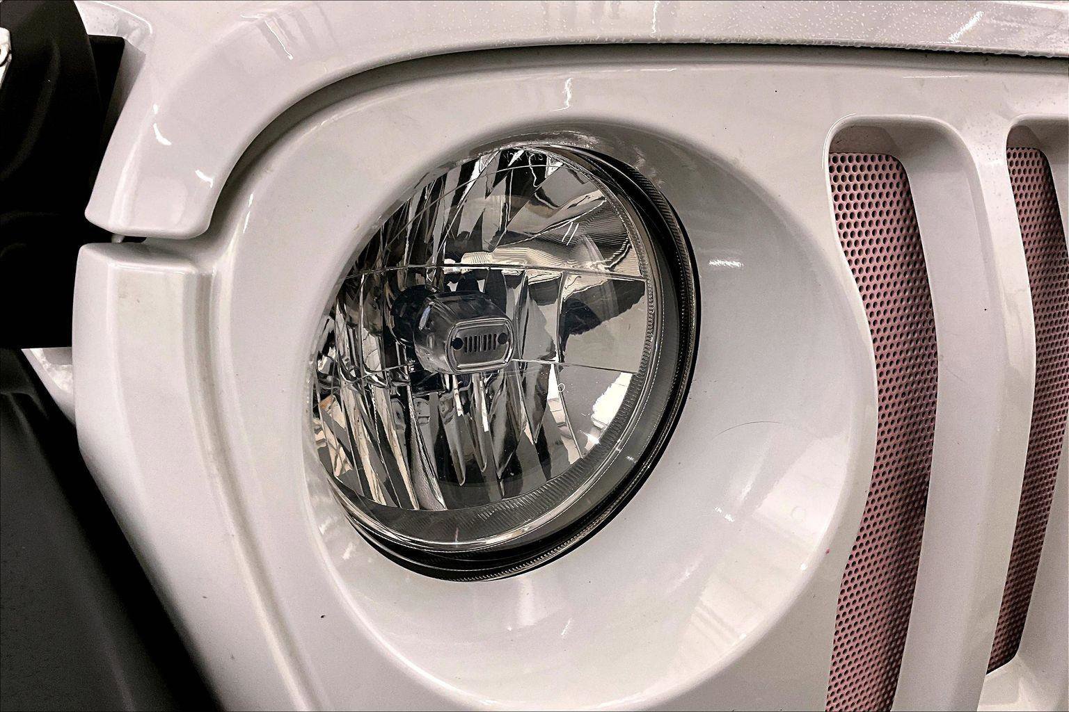 Used 2018 Jeep Wrangler Unlimited Sport S image 27