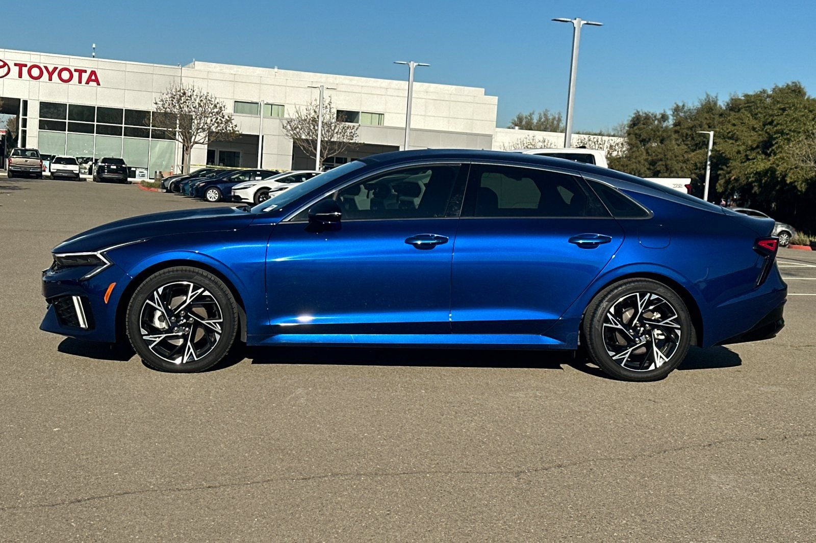Used 2025 Kia K5 GT-Line AWD/4WD image 6