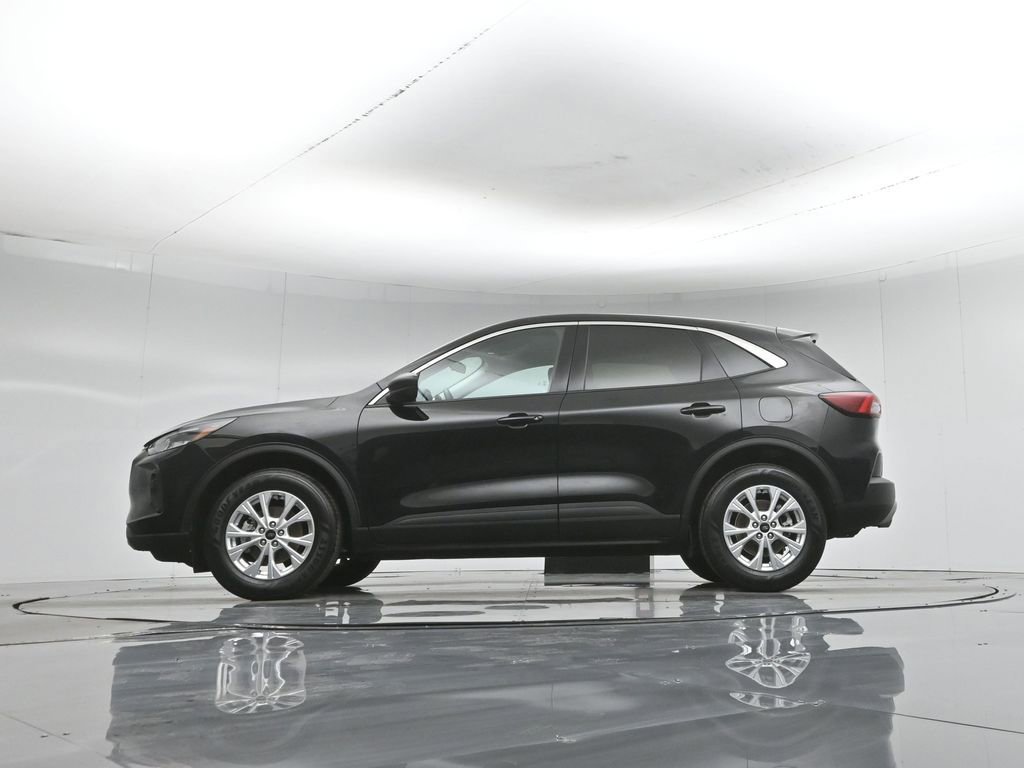 Certified 2023 Ford Escape Active AWD/4WD image 8