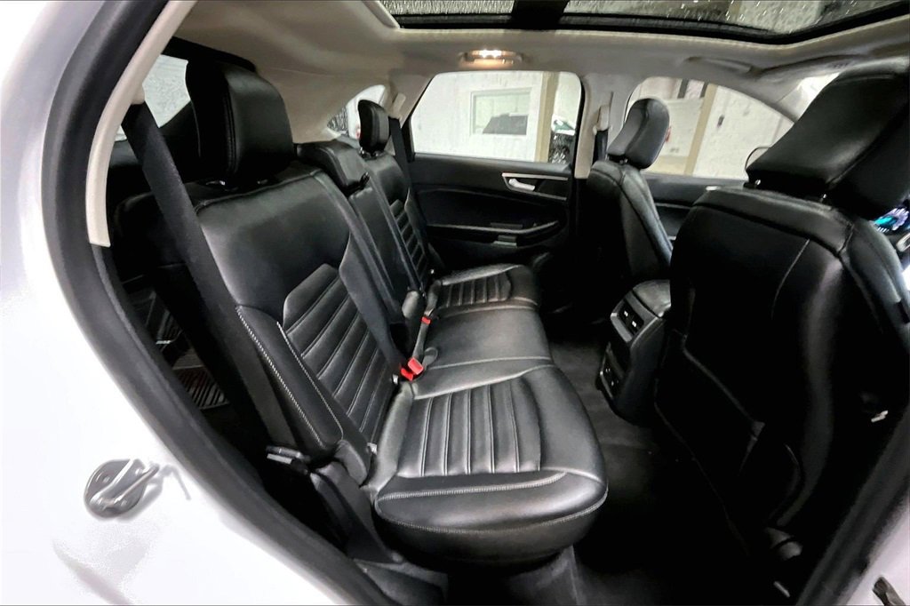 Certified 2022 Ford Edge SEL w/ Convenience Package image 26