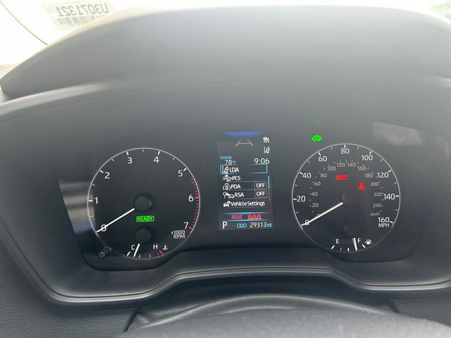 Used 2025 Toyota Corolla LE FWD image 19