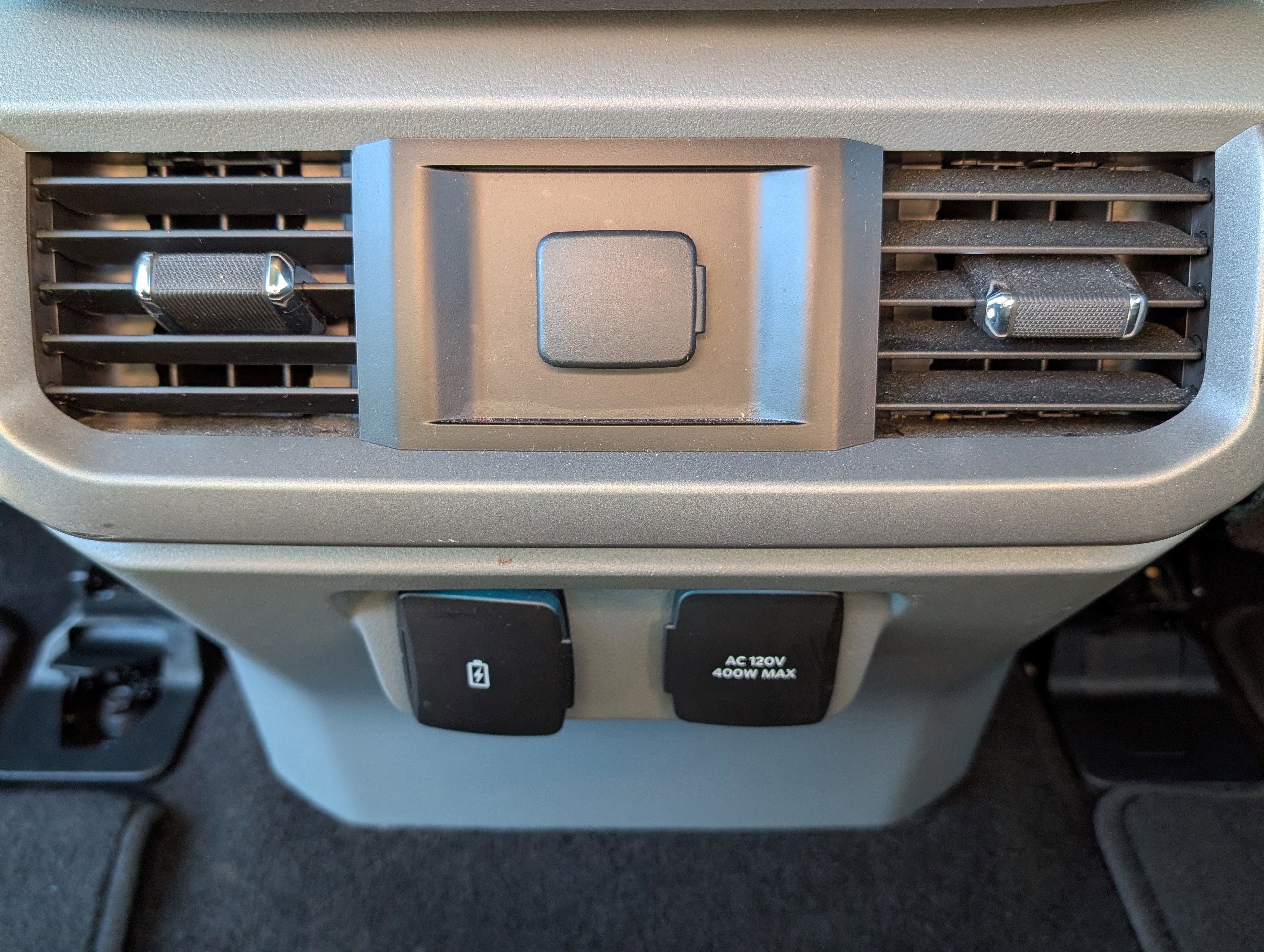 Certified 2022 Ford F150 XLT w/ Equipment Group 302A High image 16