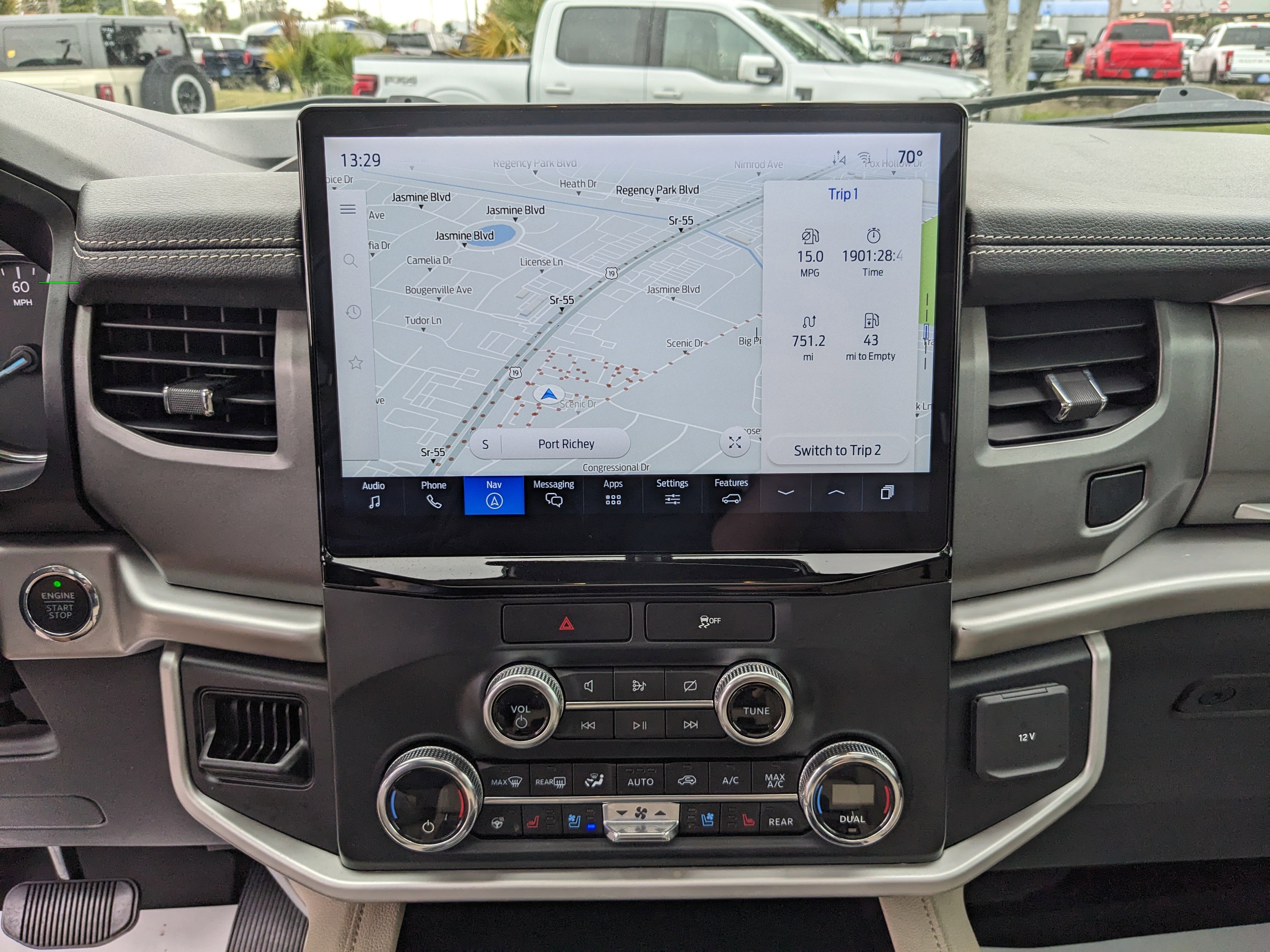 Certified 2022 Ford Expedition XLT image 27